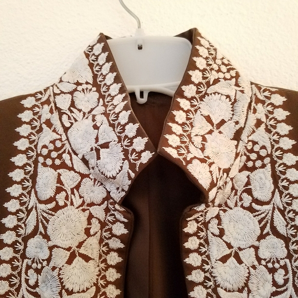 Linda Allard Ellen Tracy Embroidered Jacket - Picture 3 of 6